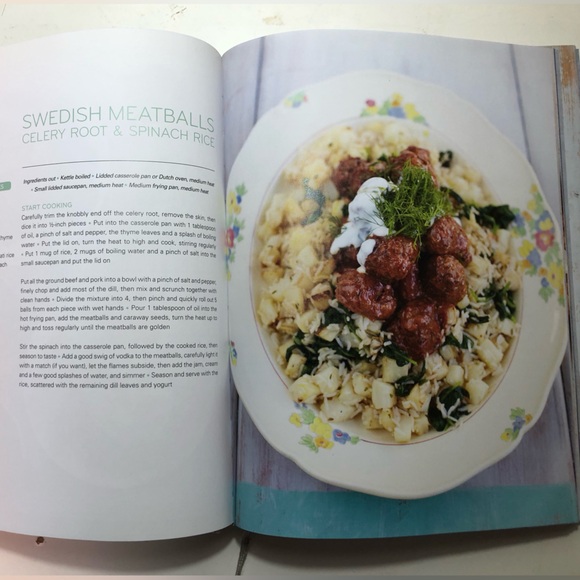Jamie Oliver’s Jamie’s 15 Minute Meals Hardcover Cookbook - Picture 11 of 16